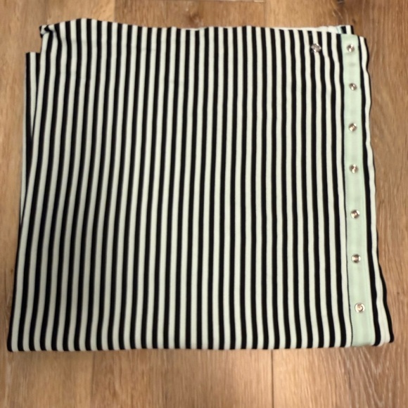 Lululemon Vinyasa Scarf Rulu
Classic Stripe Mint Moment Black - Picture 10 of 10
